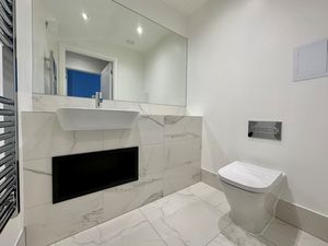 Photo 14- click for photo gallery